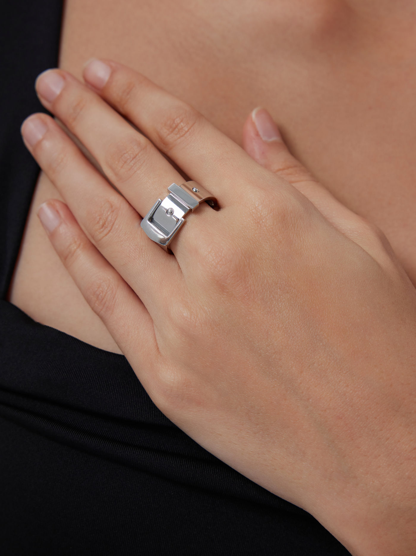  Anillo de Diseño de Hebilla