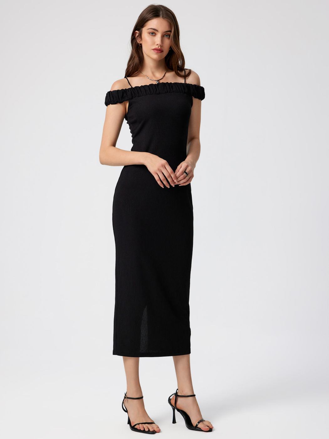 Elegant Off-Shoulder Ruched Midi Dress main image 1