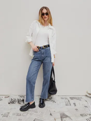 Honey Denim Mid Rise Solid Straight Leg Jeans