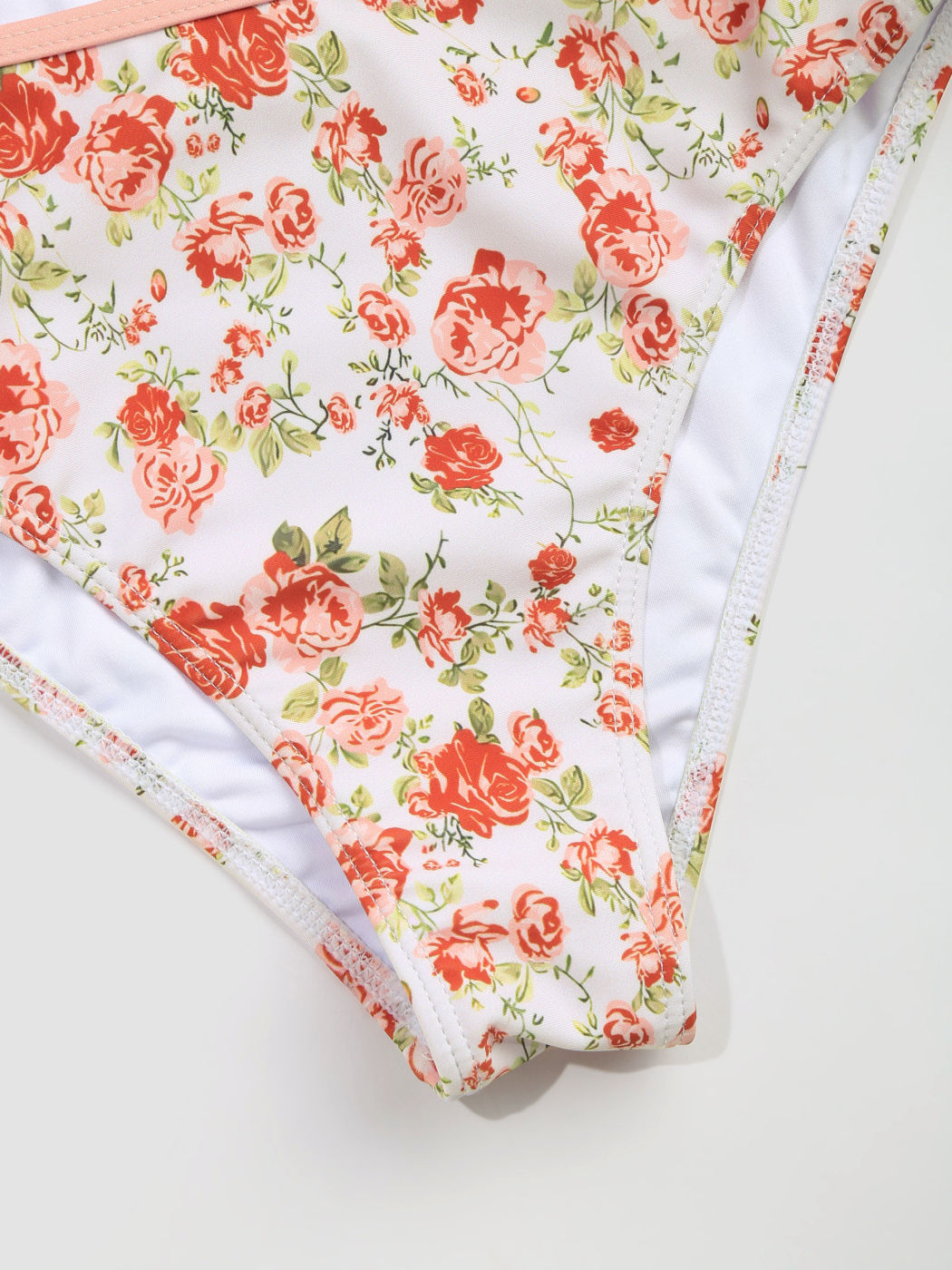  Parte Inferior de Bikini Atrevida Floral