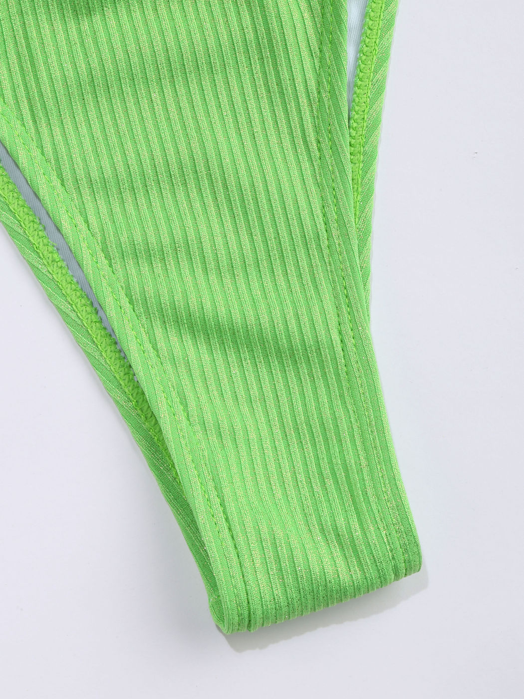 Bikinihose mit seitlicher Rippbindung