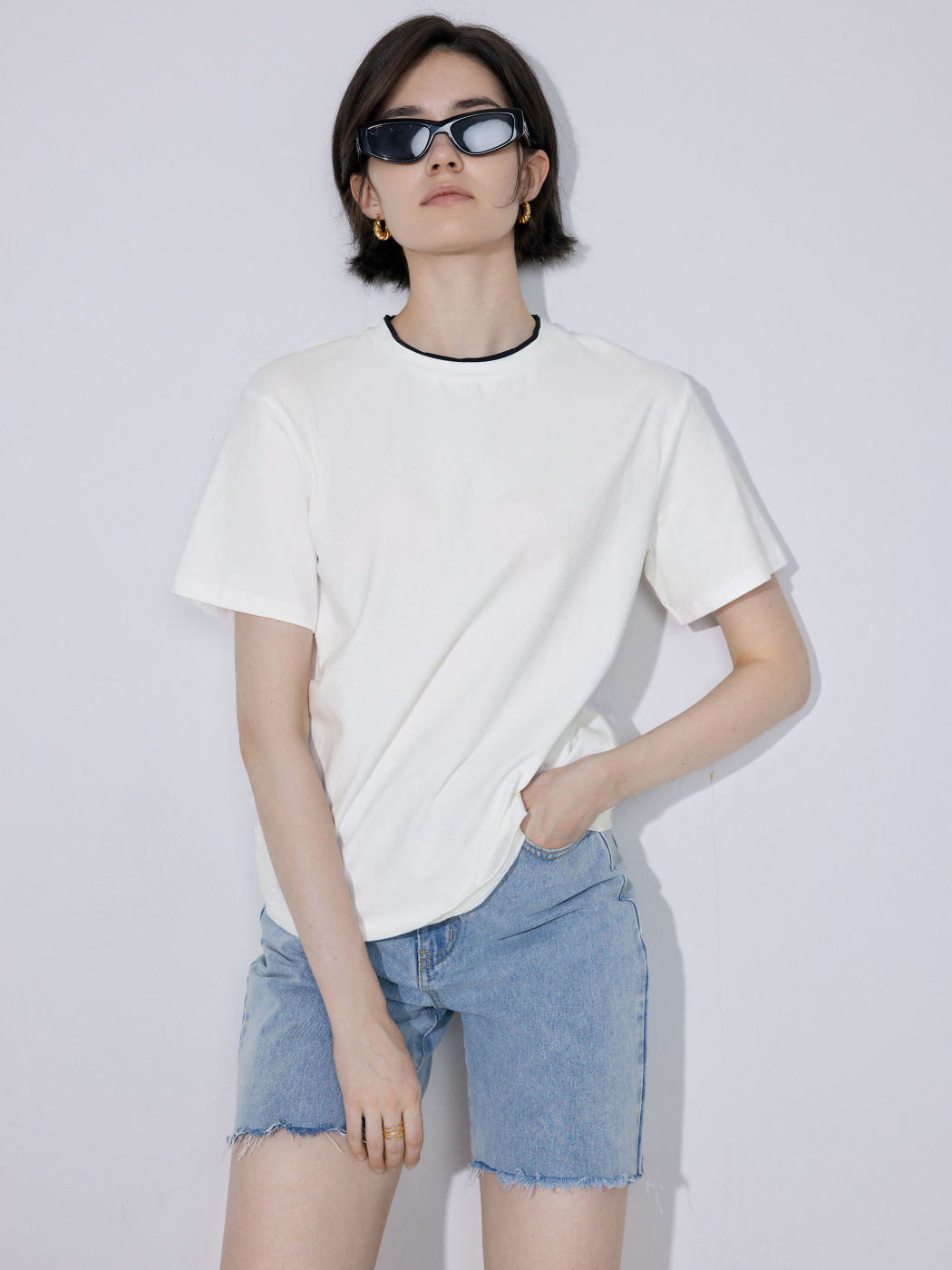 Kurzarm-T-Shirt mit Kontrastbesatz