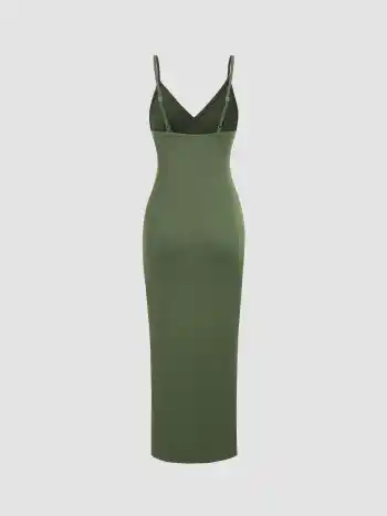 Geschlitztes Maxikleid mit V-Ausschnitt