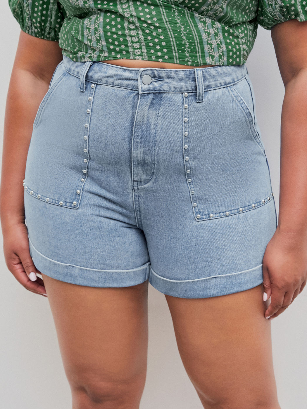 Button Detail Denim Shorts Curve & Plus