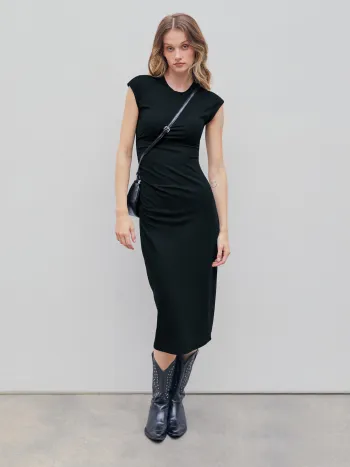 Gerafftes Midikleid mit rundem Ausschnitt