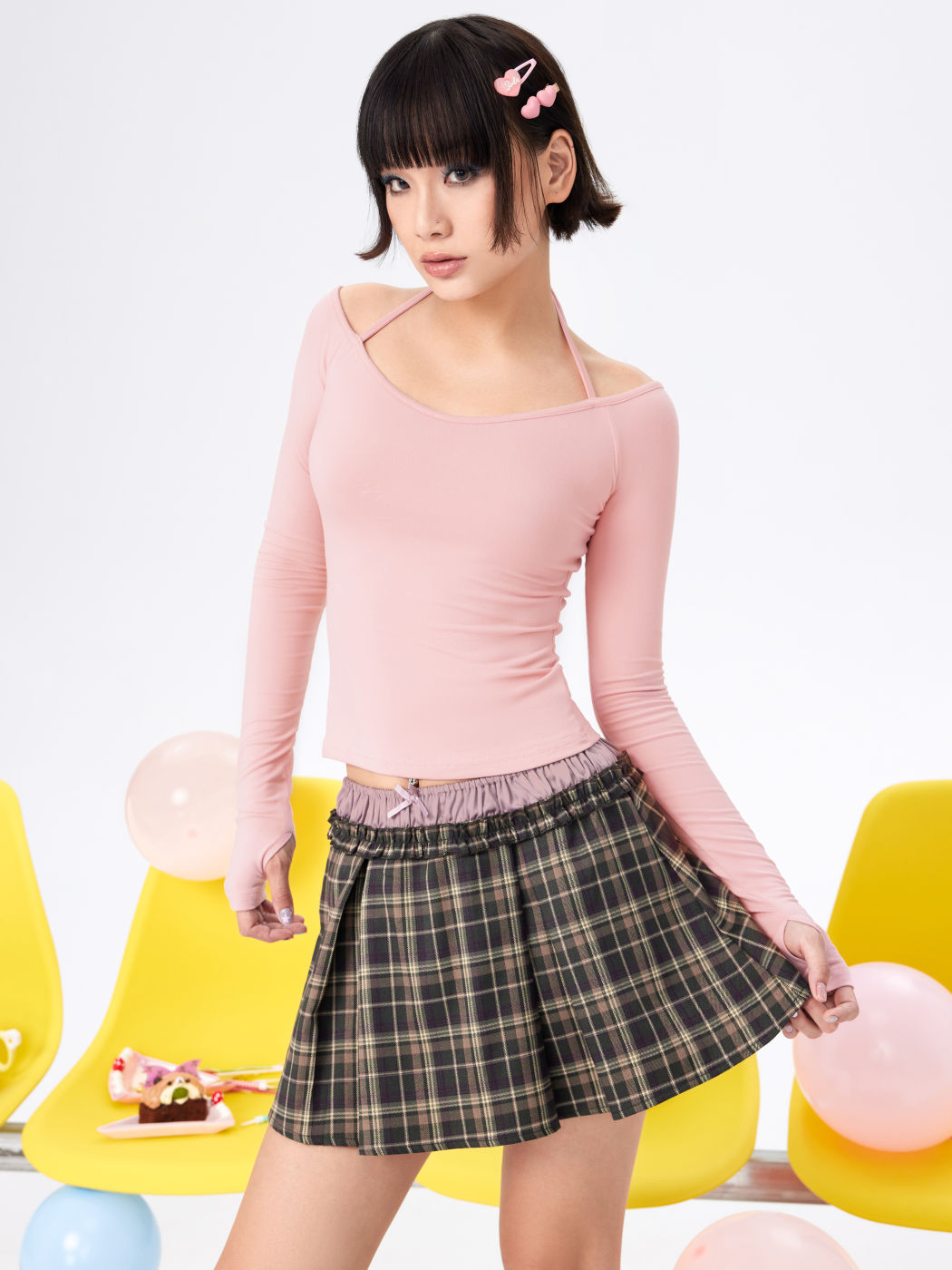 Criss Cross Halter Off-shoulder Thumb Hole Crop Top
