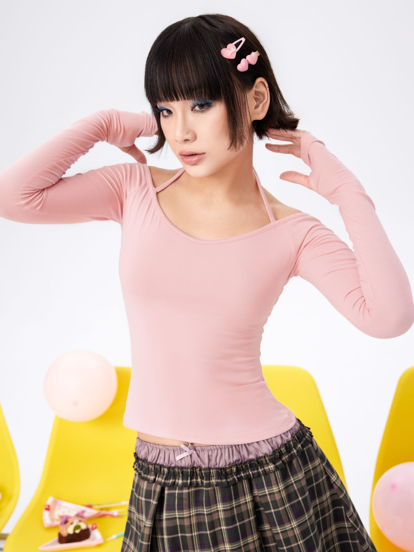 Criss Cross Halter Off-shoulder Thumb Hole Crop Top