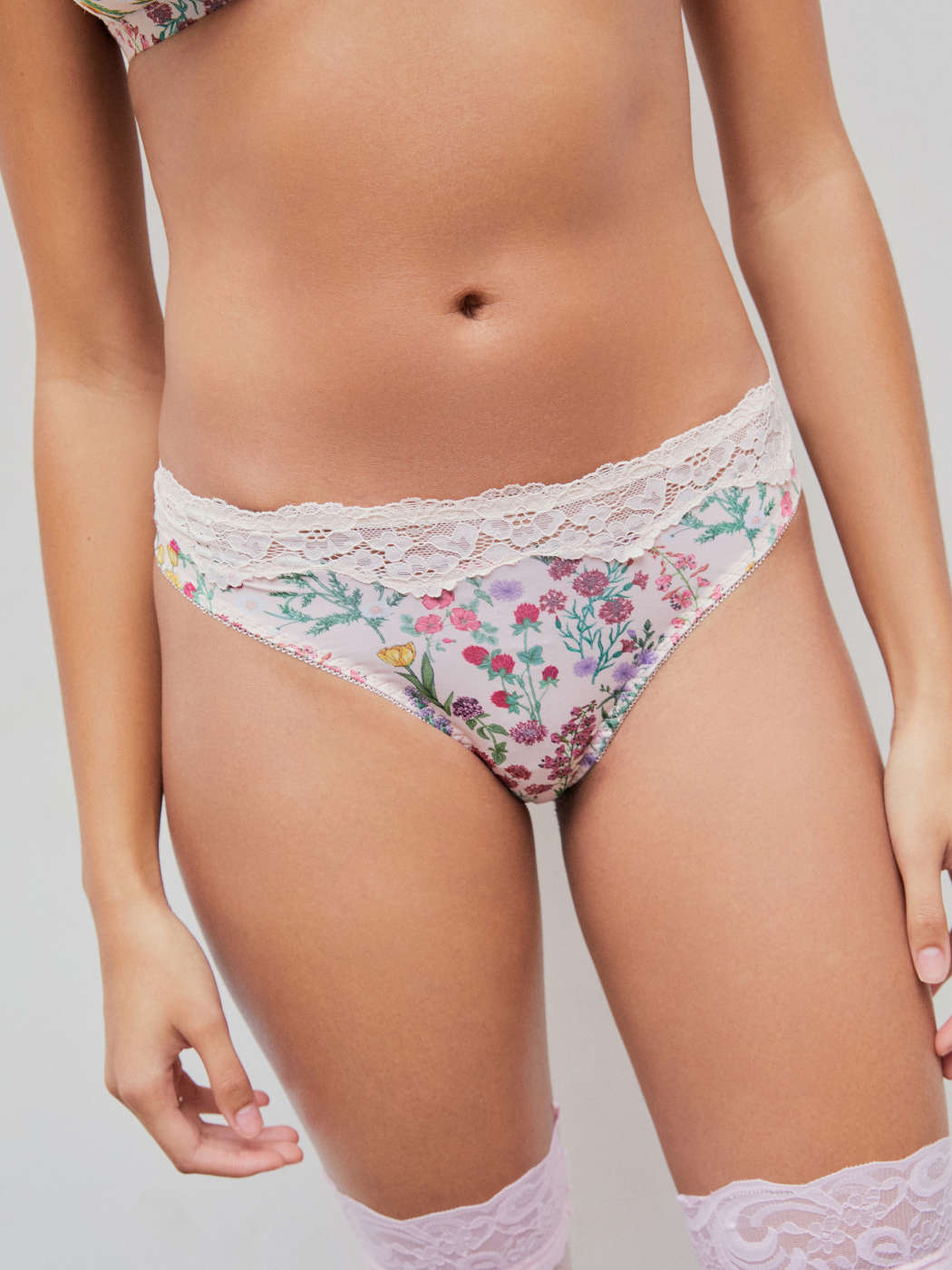 Jersey Floral Lace Patched Panty