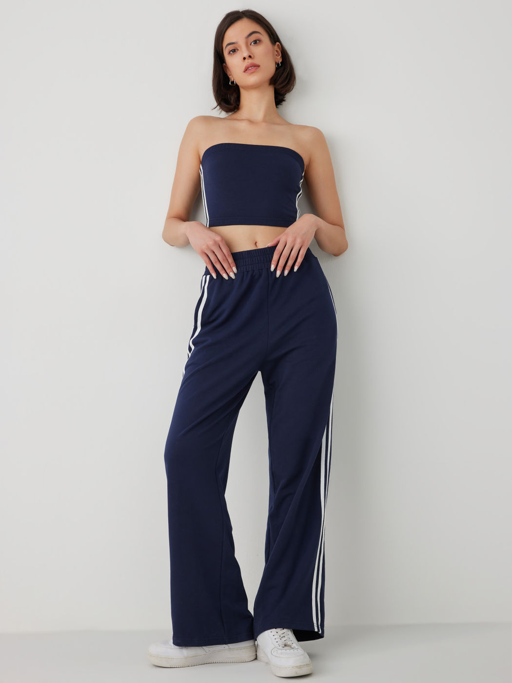 Sweatpants mit elastischem Bund und Kontraststreifen