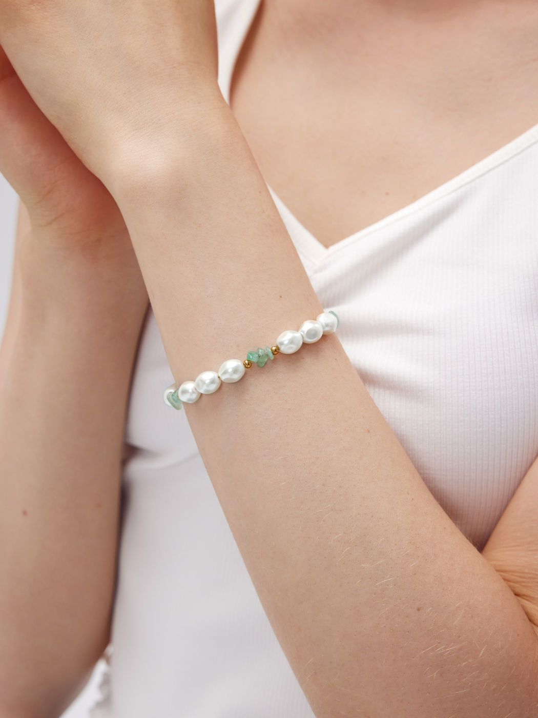 Fauxperlenbesetztes Armband