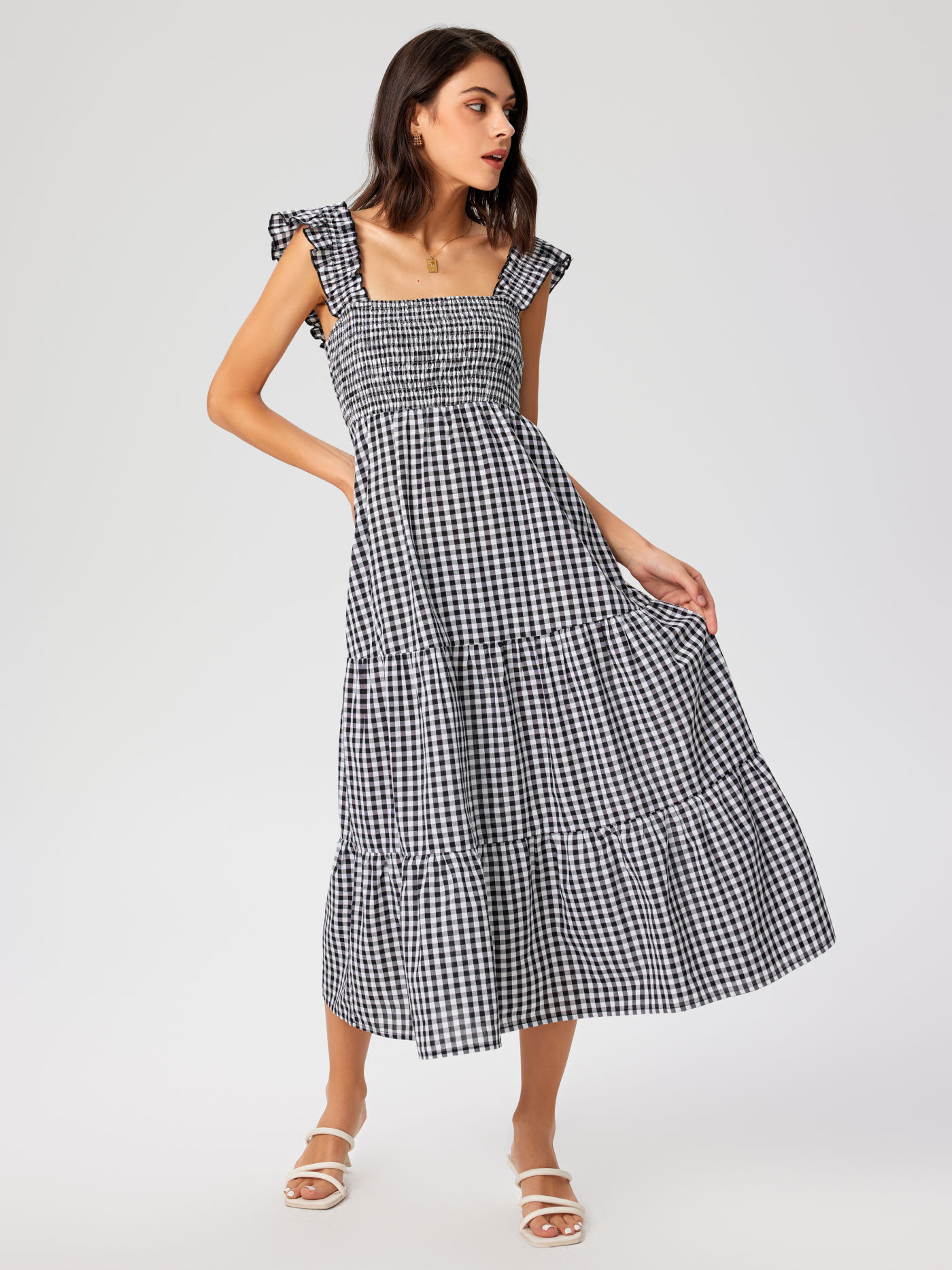 Robes longues tissées à carreaux et encolure carrée
