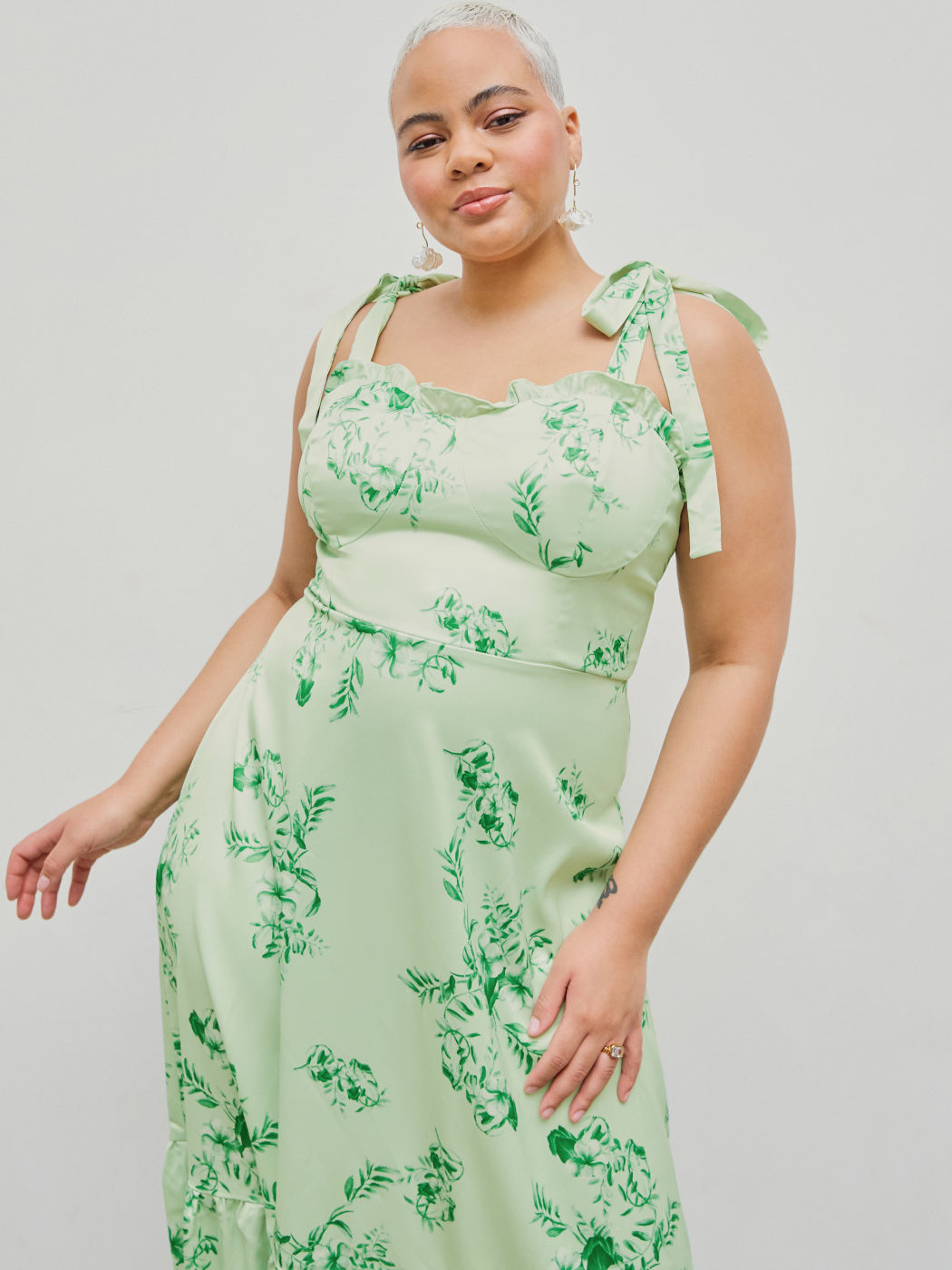 Satin Square Neck Floral Knotted Maxi Dress Curve & Plus