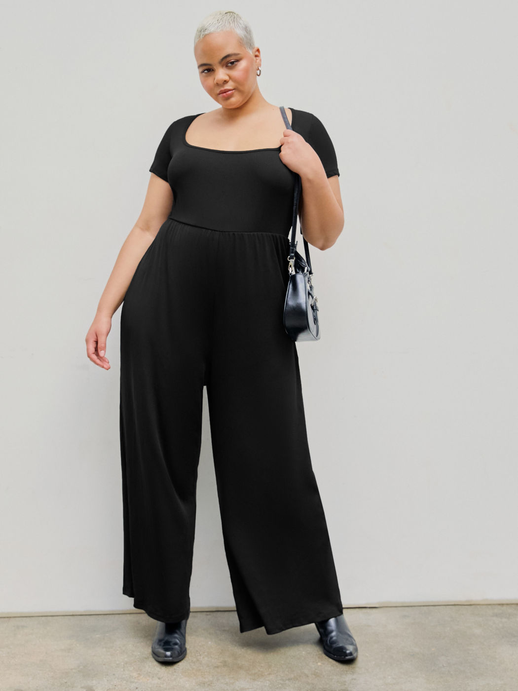 Scoop Neckline Short Sleeve Wide Leg Jumpsuit Curve & Plus