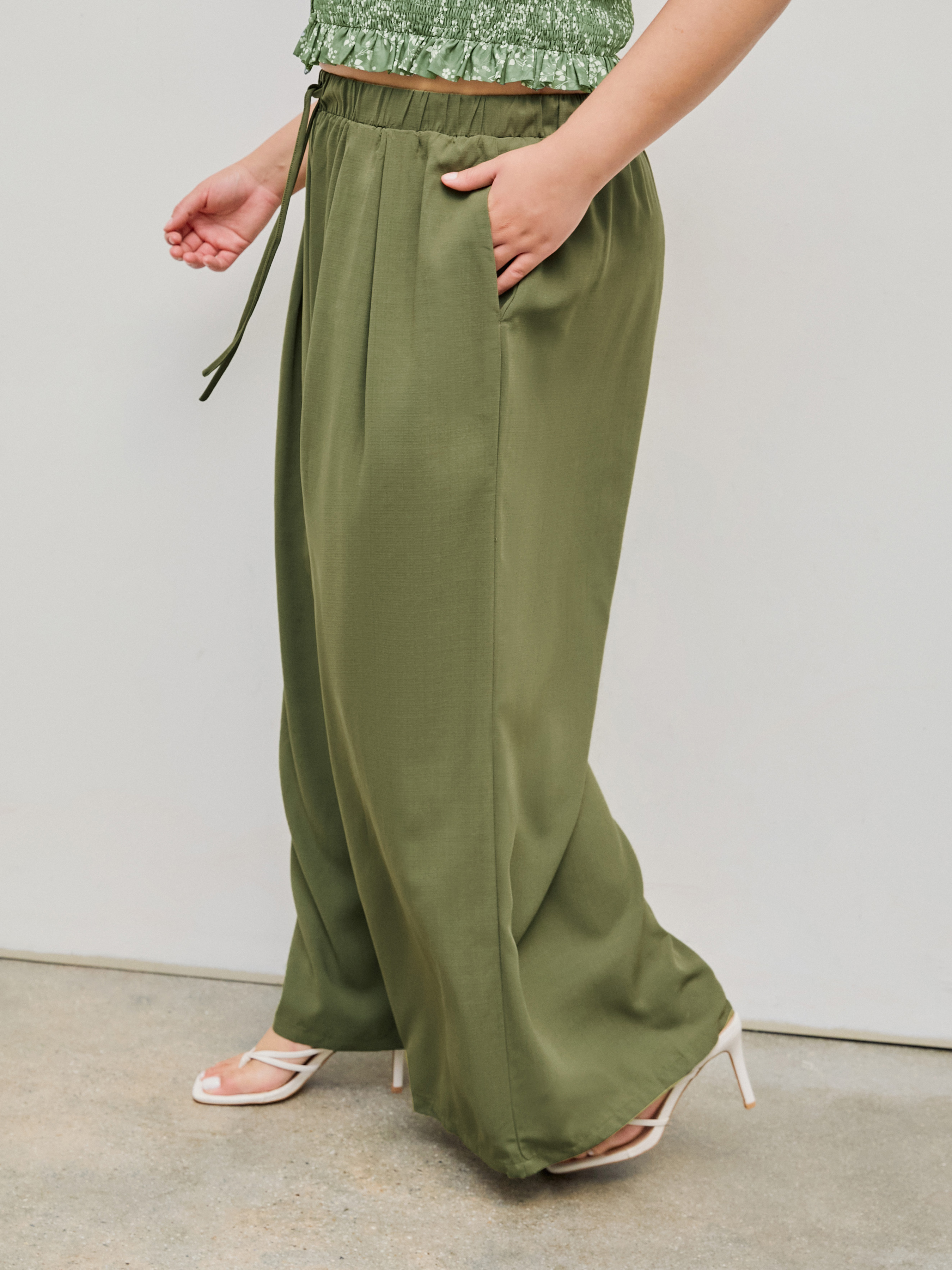 Posh Suave Belted Wide Leg Trousers Curve
