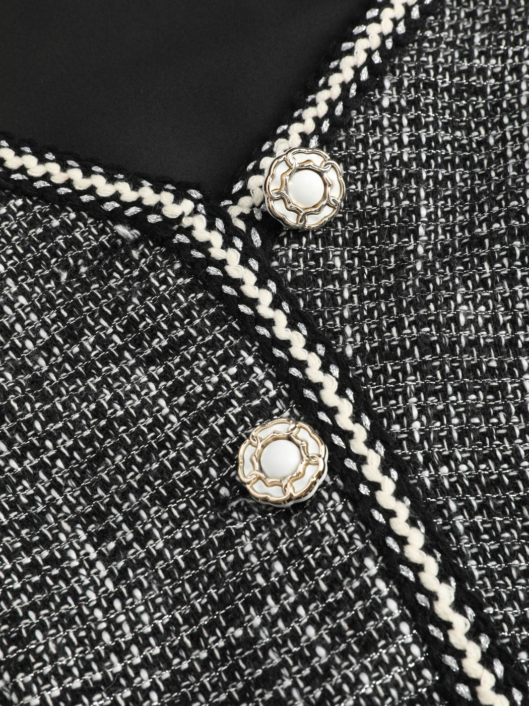Tweed V-neck Solid Button Crop Vest