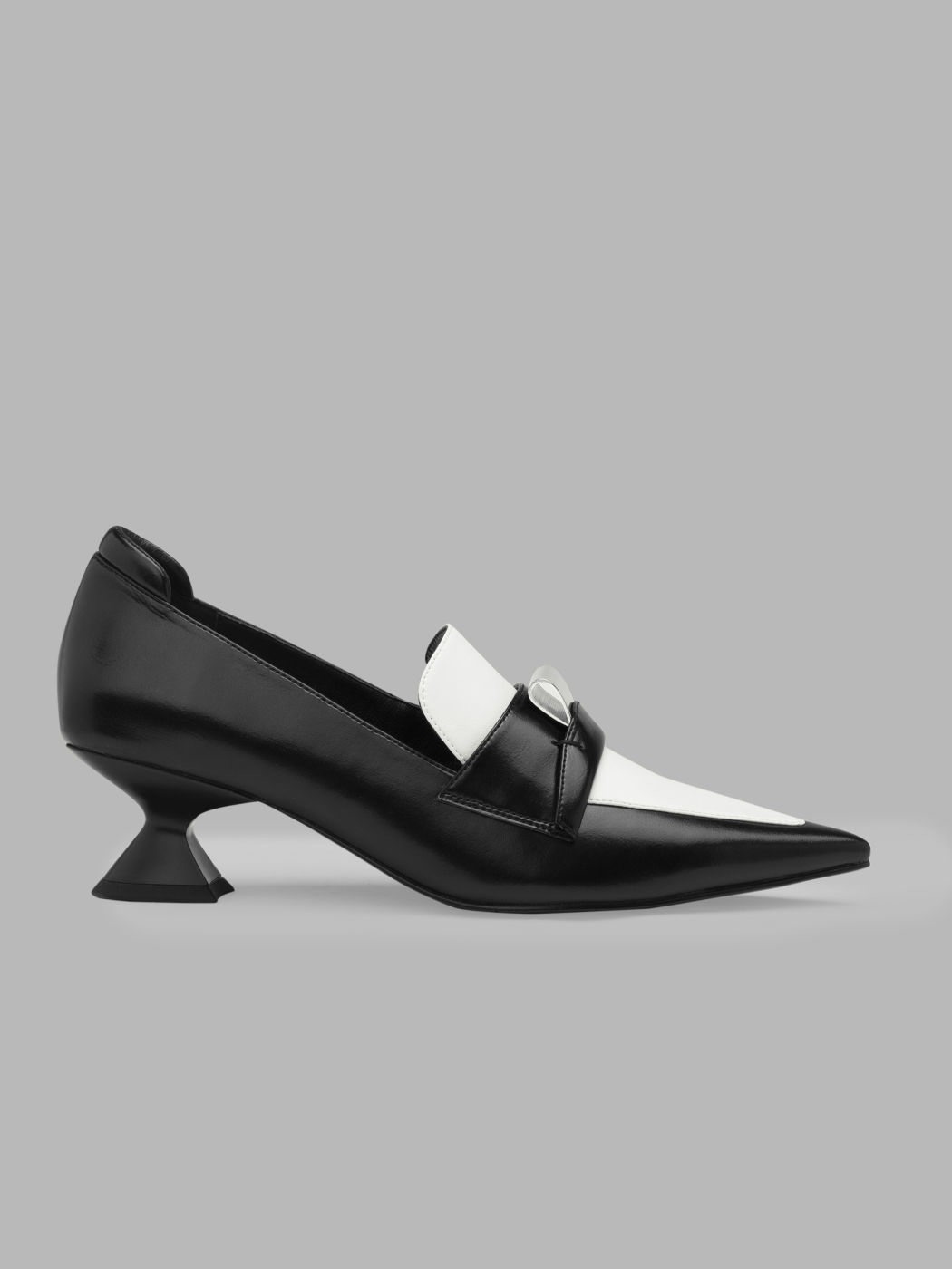 Contrast Color Point Toe Stiletto Heels