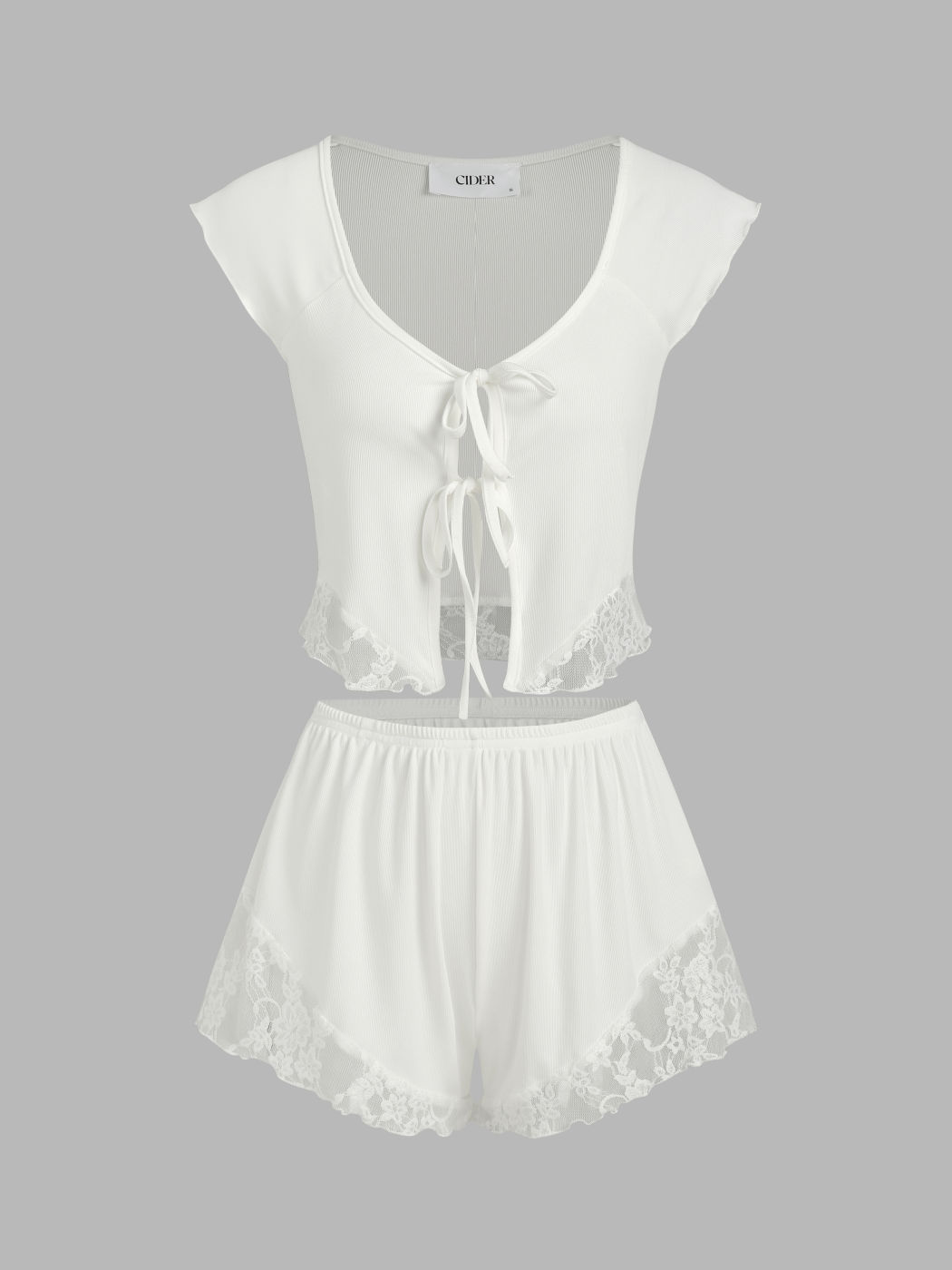 Solides Lounge-Set aus kurzärmligem Spitzenoberteil mit Schleife und U-Ausschnitt und Spitzenshorts mit hoher Taille