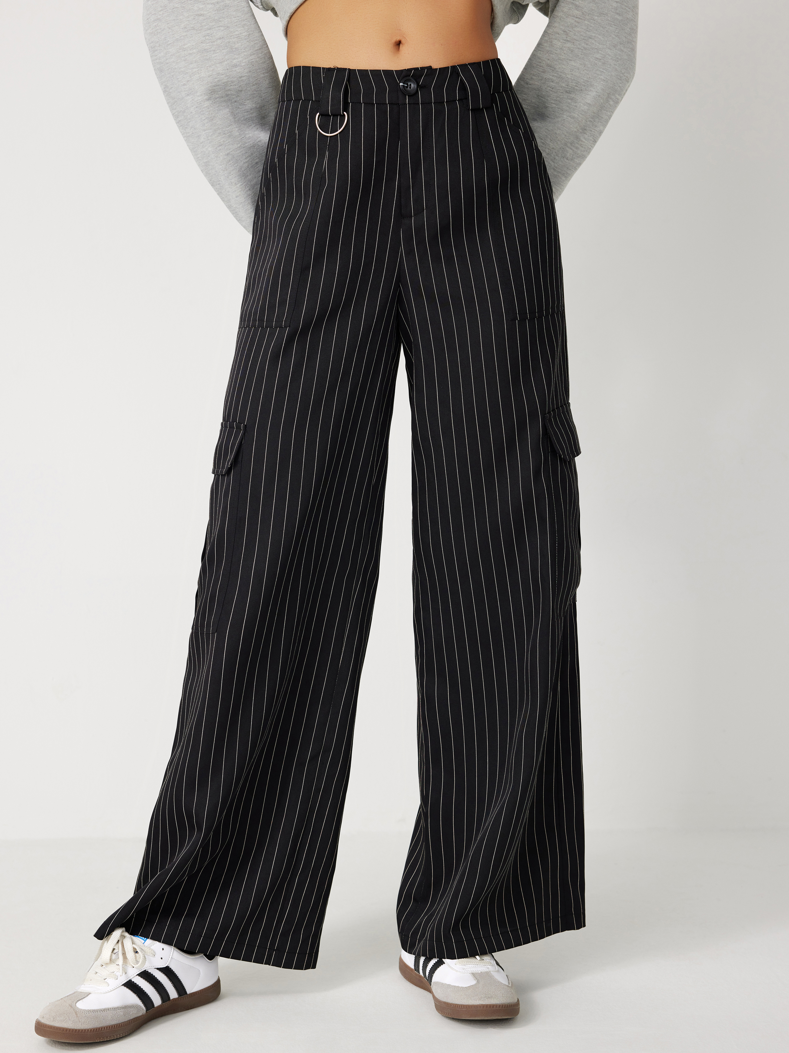 Vintage Pinstripe Wool Trousers in Black Wide Leg Trousers Mid Waist Suit  Pants With Pockets Relaxed Fit Trousers Small Size S - Etsy