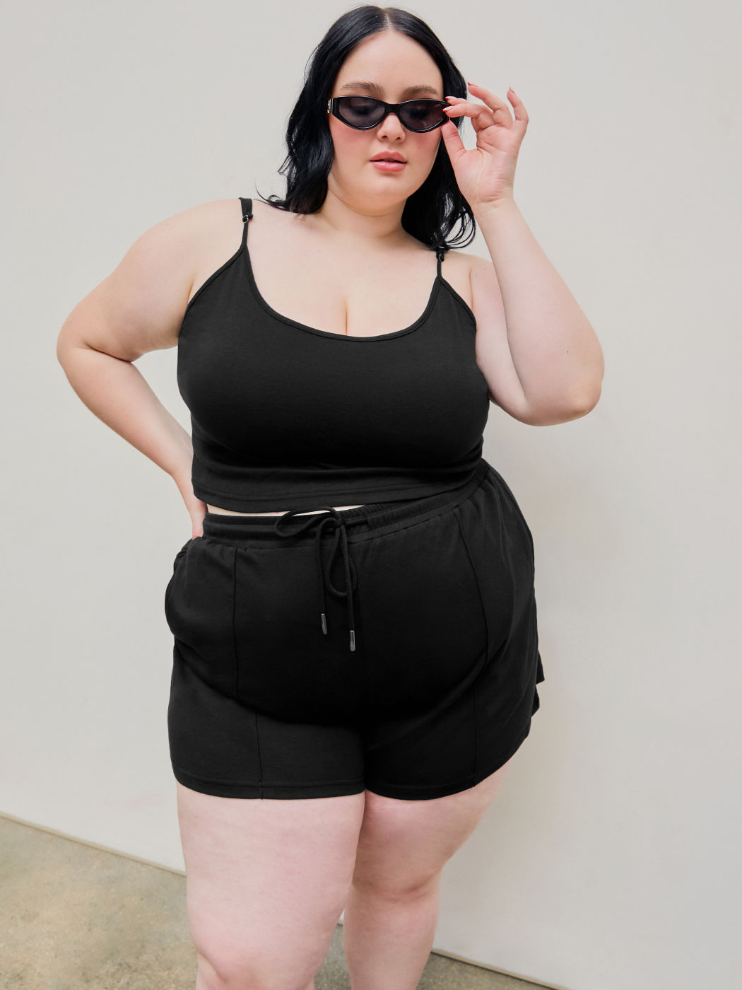 U-Halsausschnitt Crop Cami Oberteil & elastisches Weitbein Shorts Set Kurve & Plus