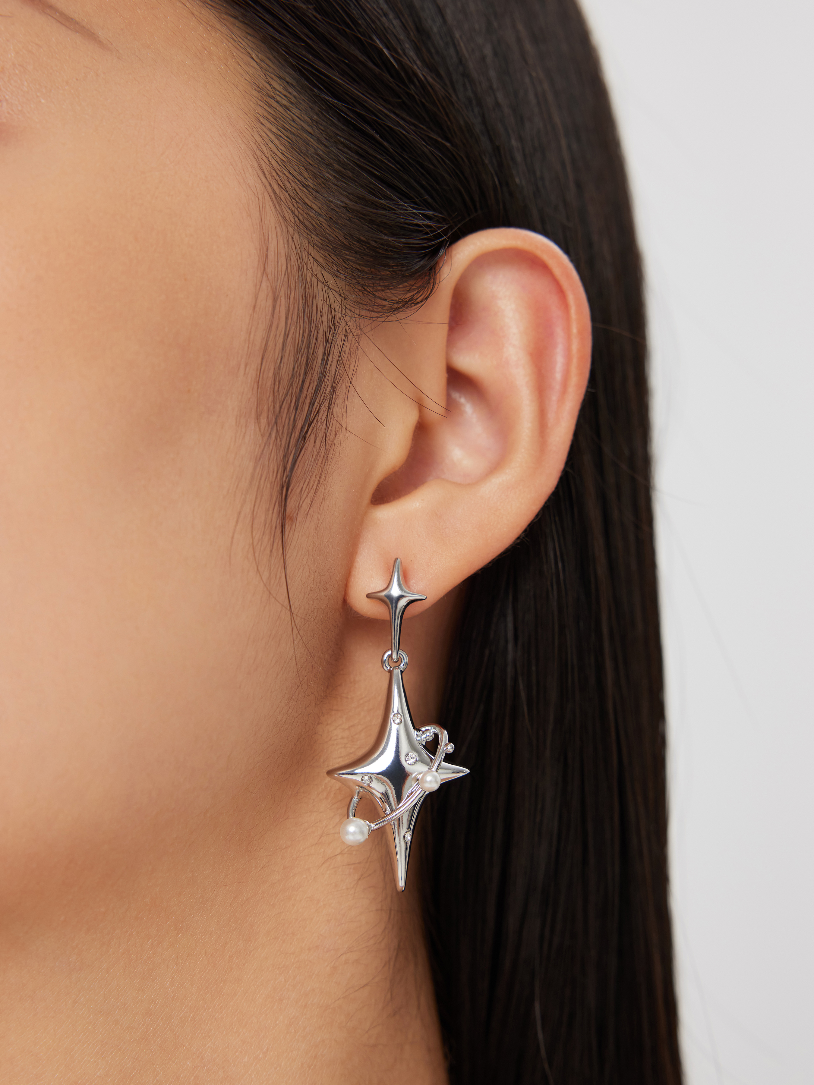 Rhinestone & Faux Pearl Decor Star Earrings