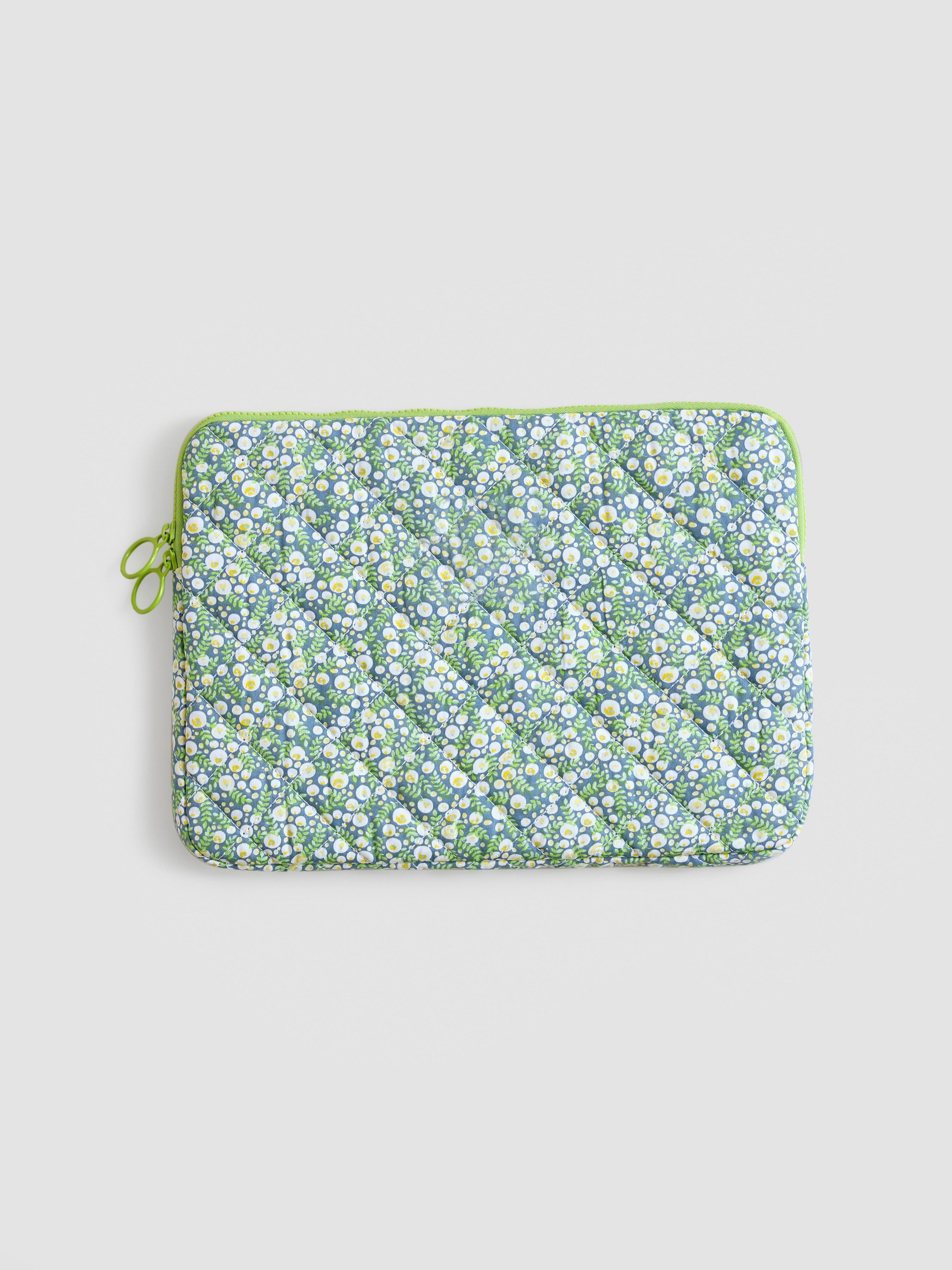 PCケース・バッグ JILLSTUART LOGO PRINT NOTEBOOK CASE BMH161 Laptop case with printed logo - Women | MANGO USA