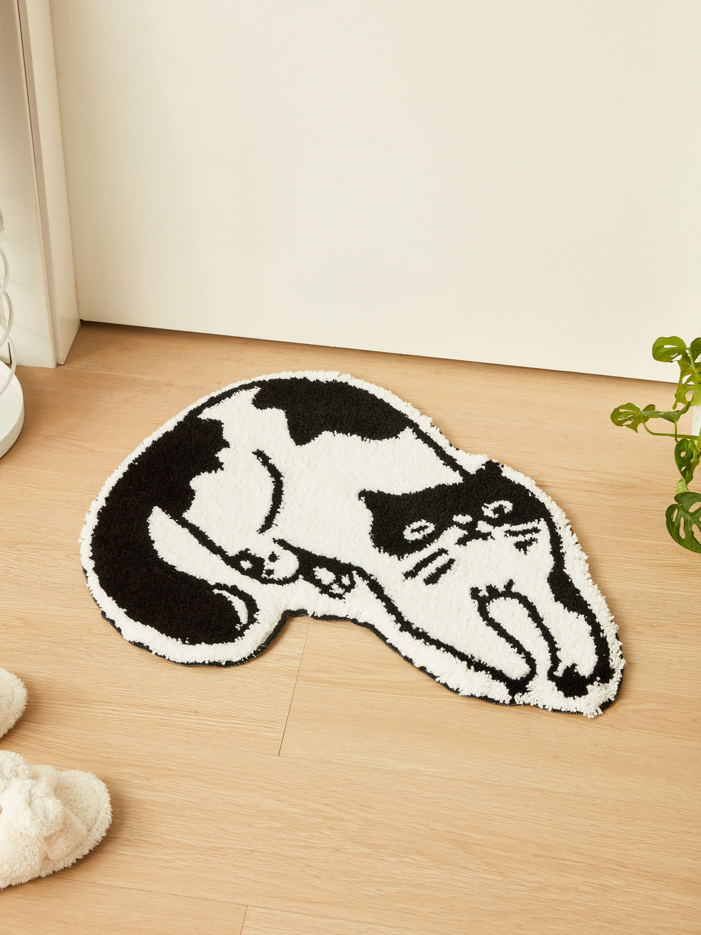  Katzenförmiger Teppich