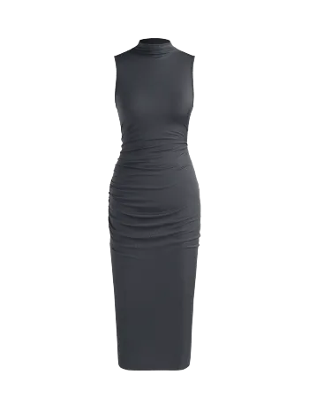 Hochkragiges, geruchertes Midikleid