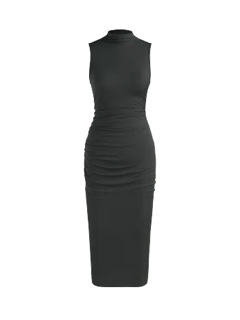 Hochkragiges, geruchertes Midikleid