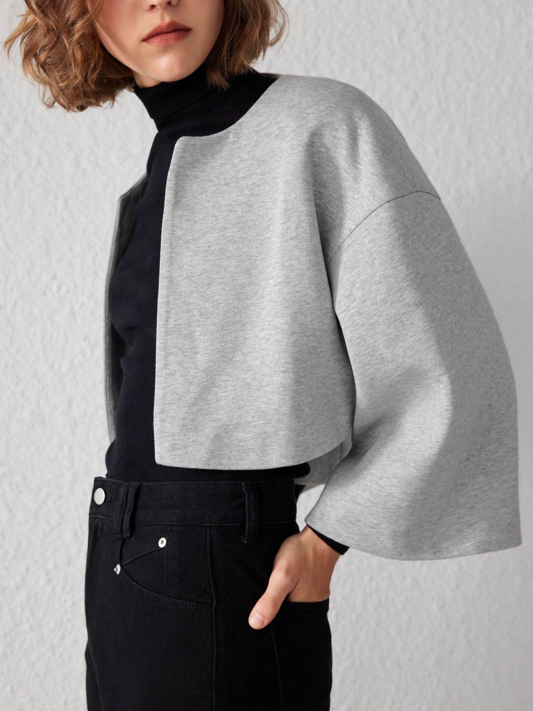 Collarless Solid Bell Sleeve Crop Jacket