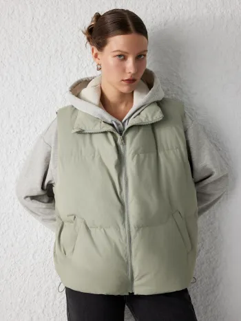 Gilet a collo alto