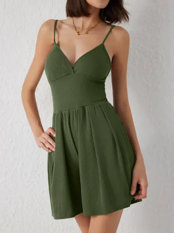 Combishort uni col V à jambes larges