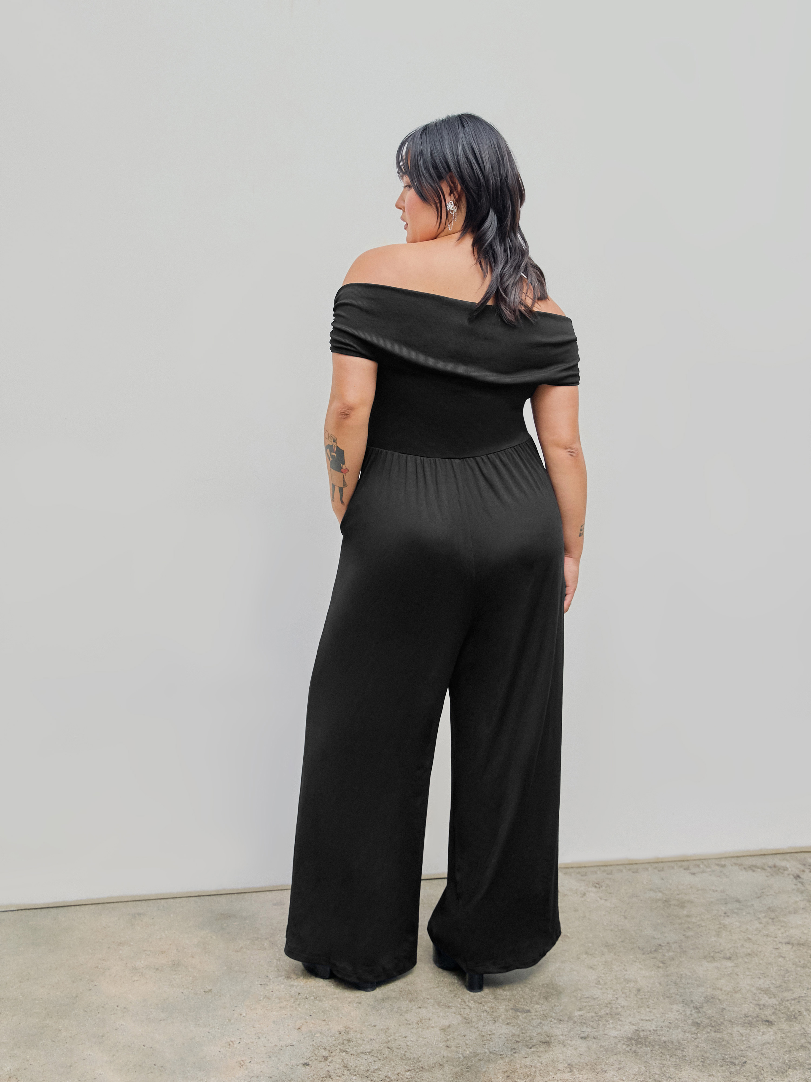お中元 お歳暮 お年賀 夏 冬 年末年始のご挨拶 ギフト 通販な Cross Criss Off-shoulder Jersey Jumpsuit For Plus & Curve チーク