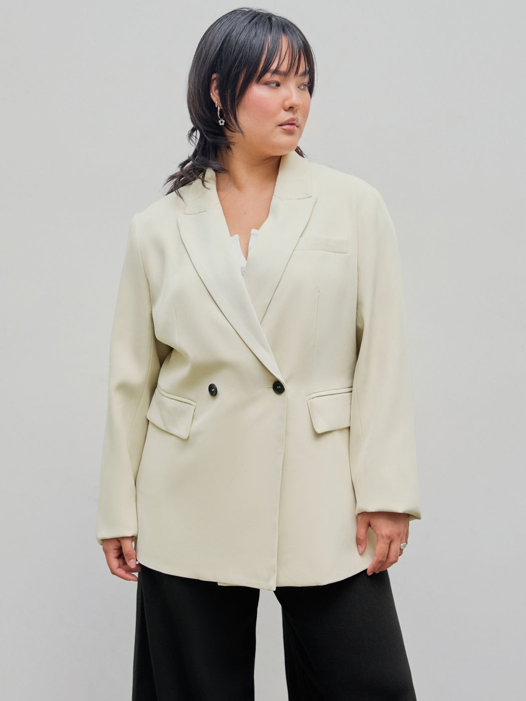Blazer con colletto dentellato e tasca Curve & Plus