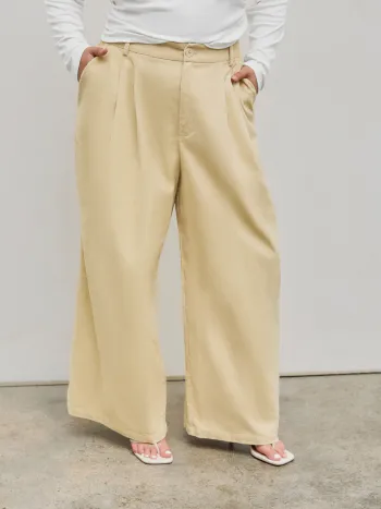  Cordhose mit mittlerer Taille, Falten und weitem Bein Kurve & Plus