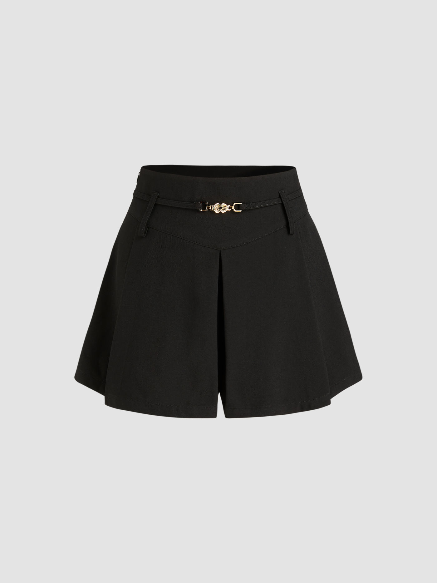Pleated Shorts With Belt