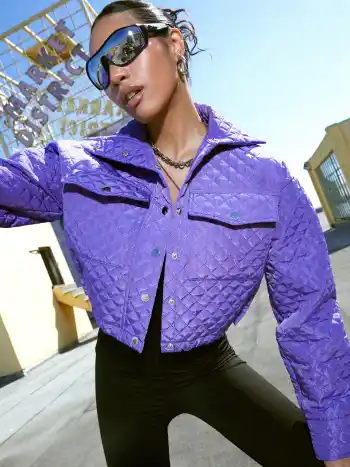 Geometrische Steppjacke mit Kordelzug