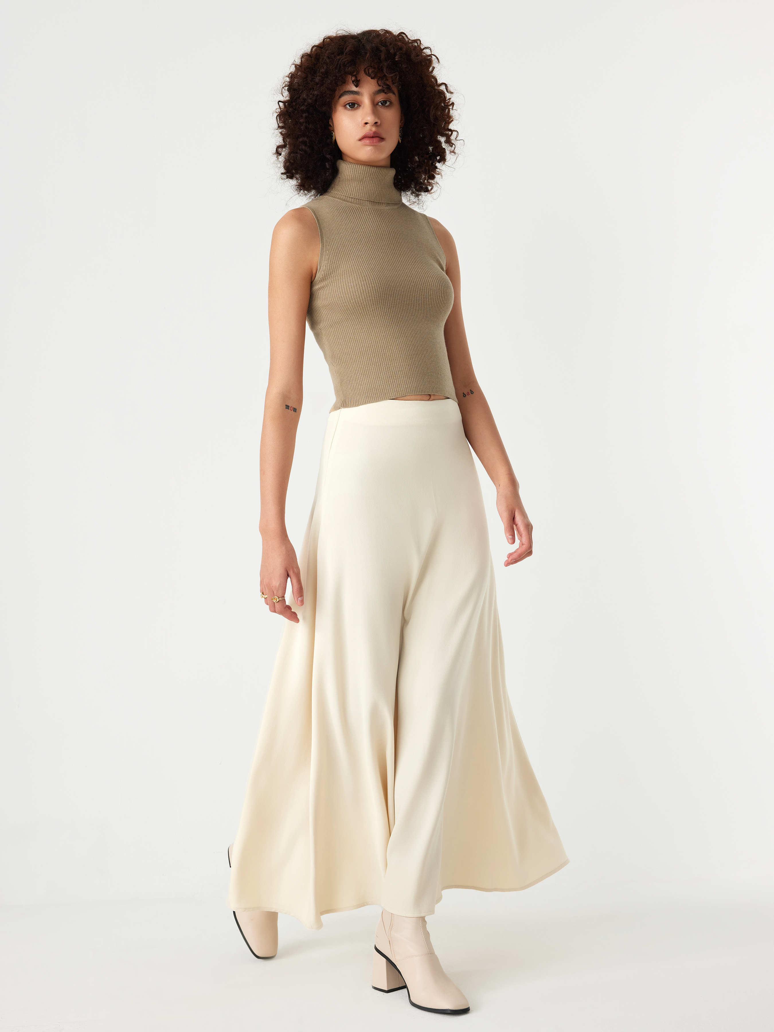 High Waist Solid Pleated Maxi Skirt
