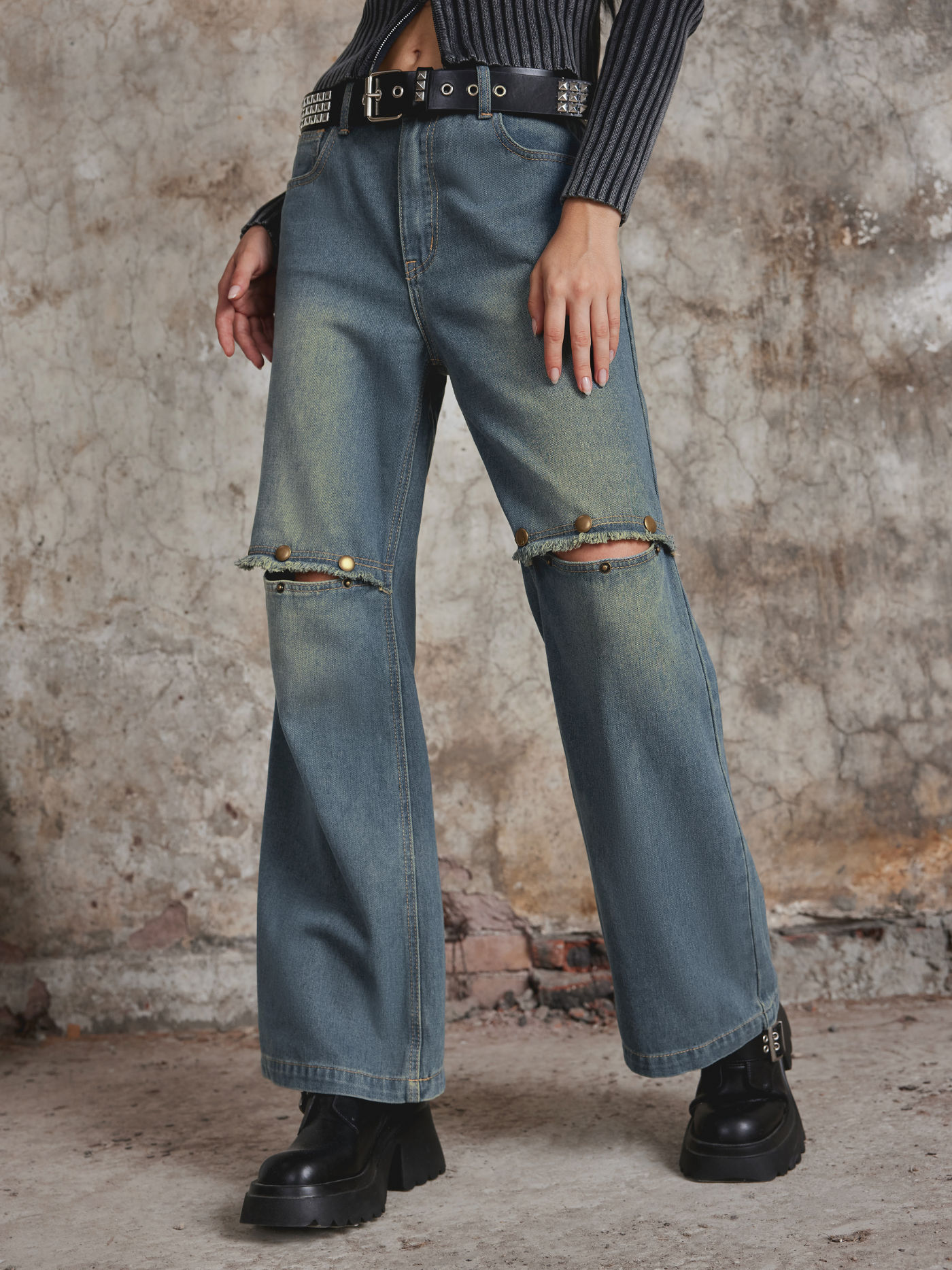 Jeans Denim Taille Basse Découpé Bouton Jambe Large