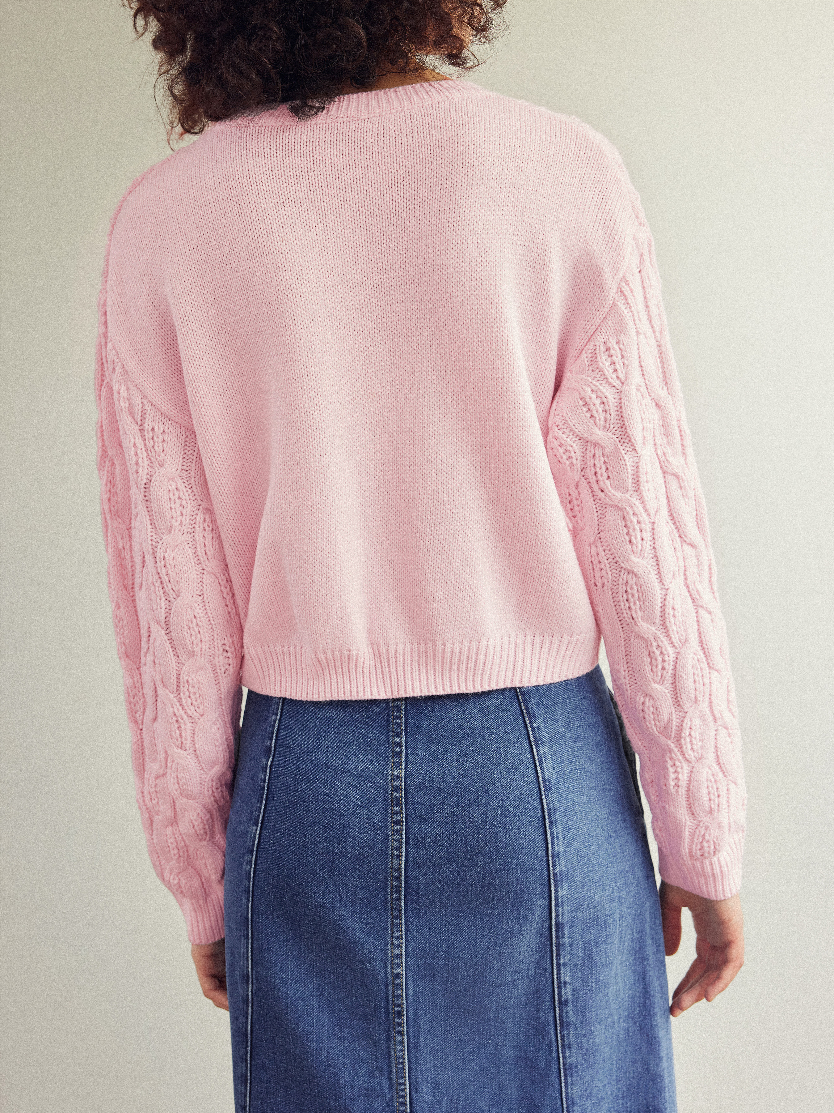 【DEARMINE】Tweet cable round knit Cable-Knit Round Neck Dropped Shoulder Sweater – Cart Retail