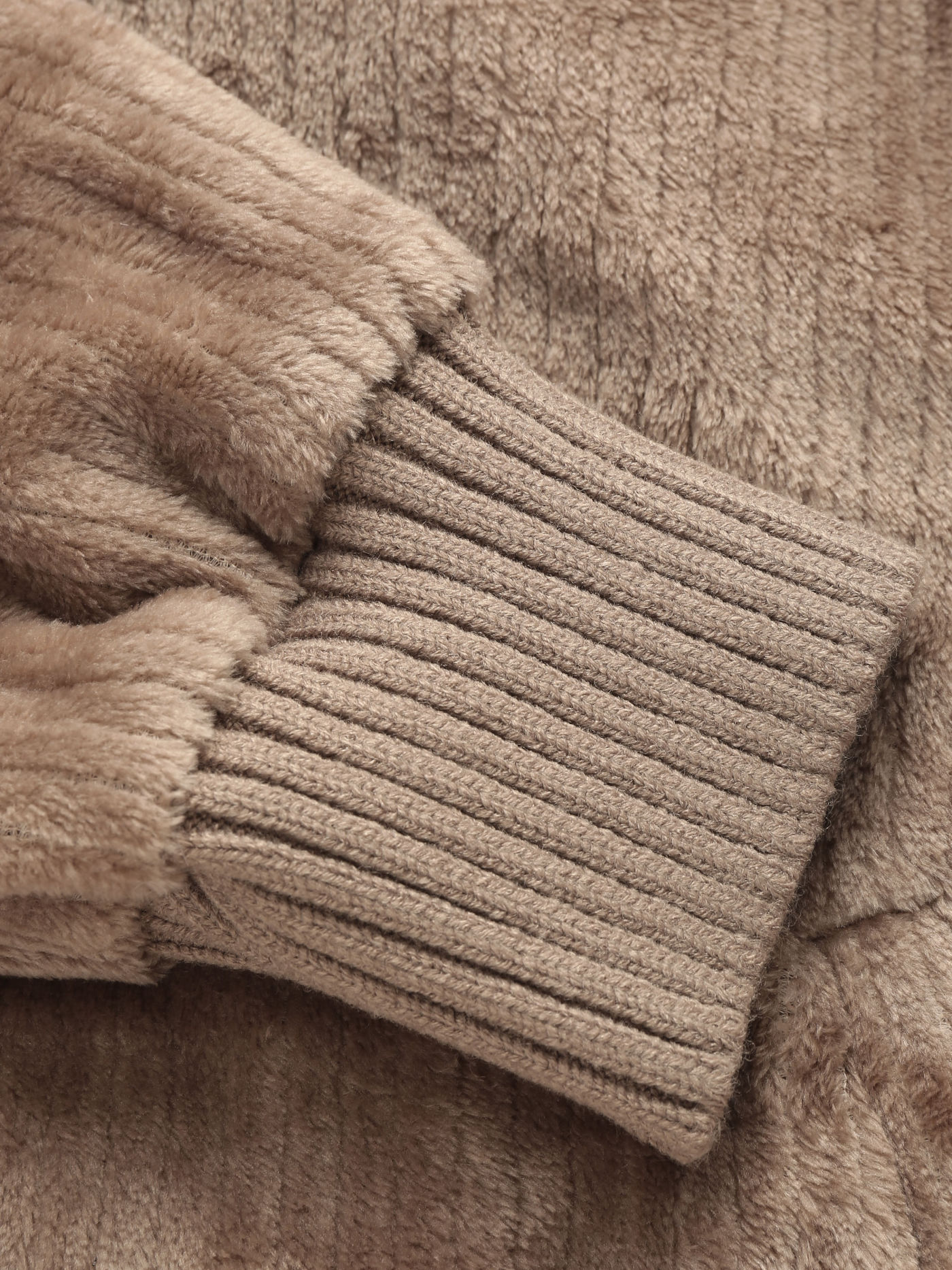 Fleece Pocket Zip Hoodie