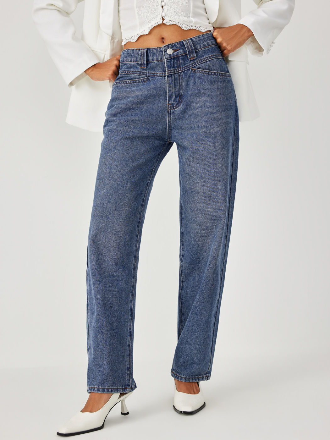 Mid Rise Solid Pocket Mom Jeans