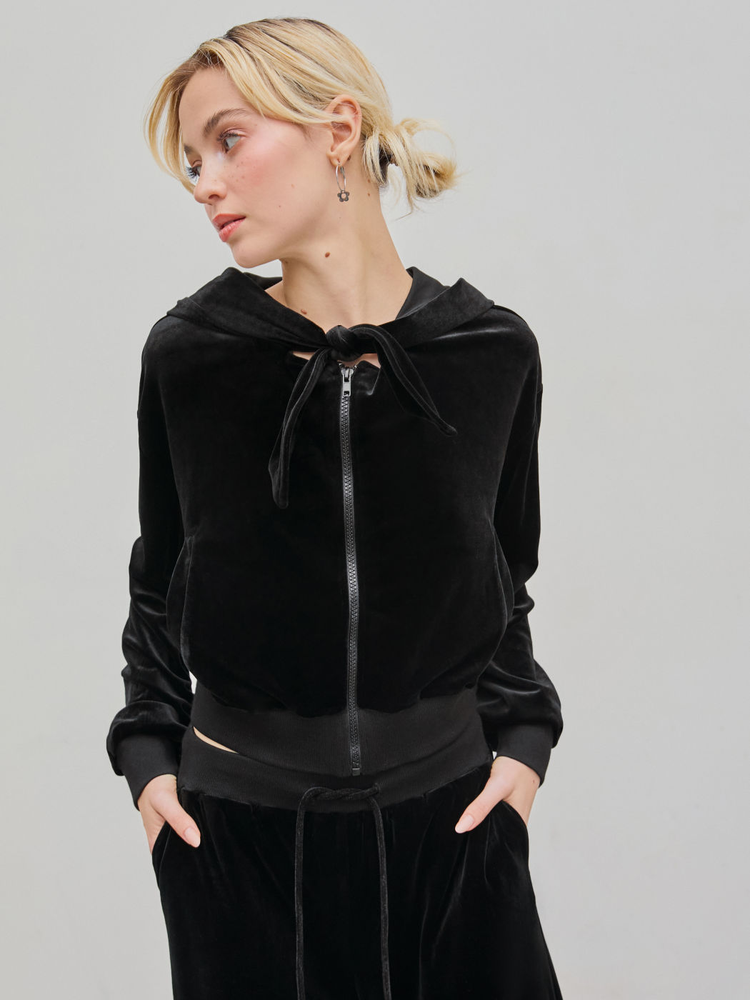 Velvet Round Neck Zipper Crop Hoodie