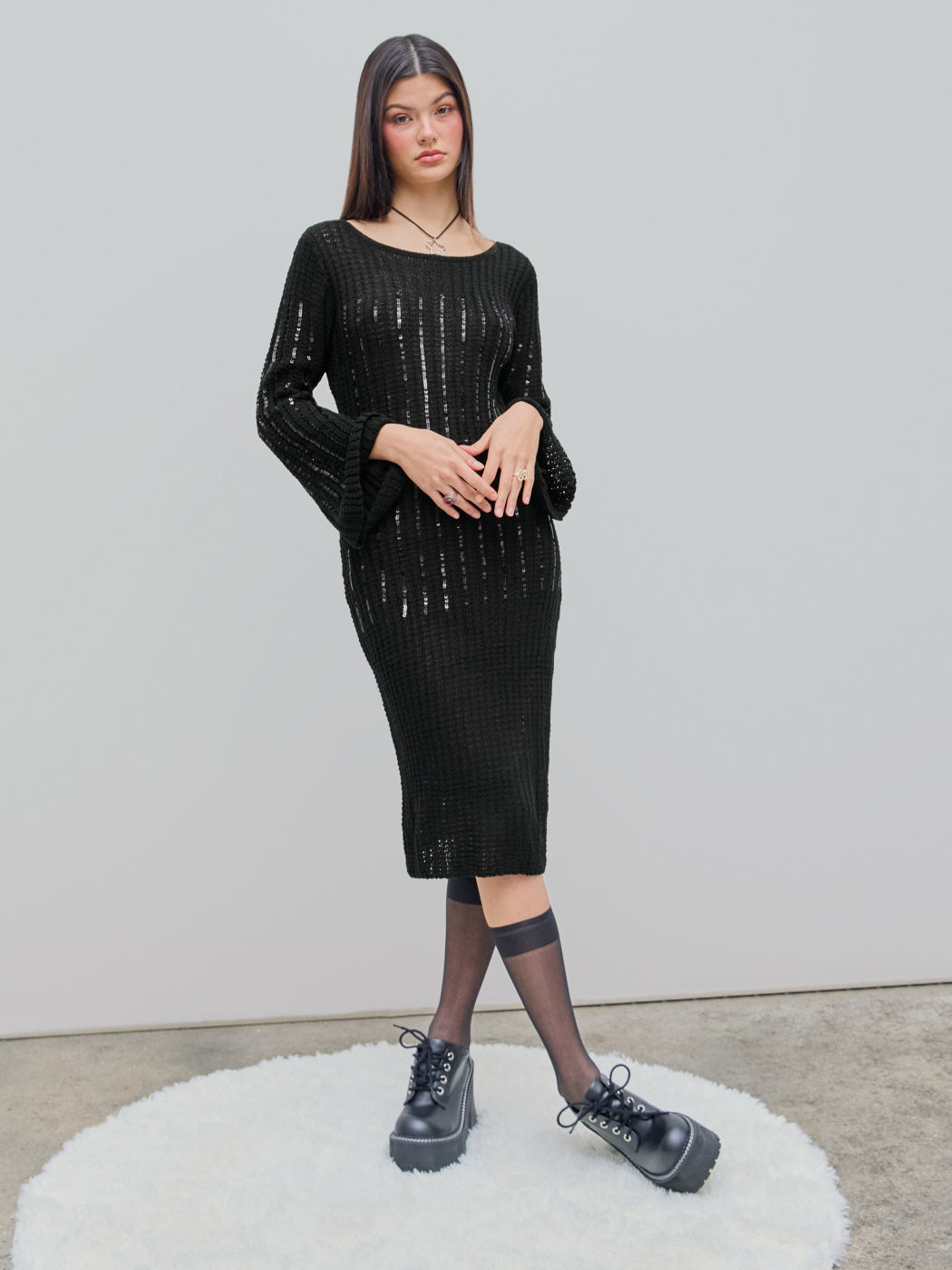  U-Ausschnitt Pailletten Split Strick Midikleid