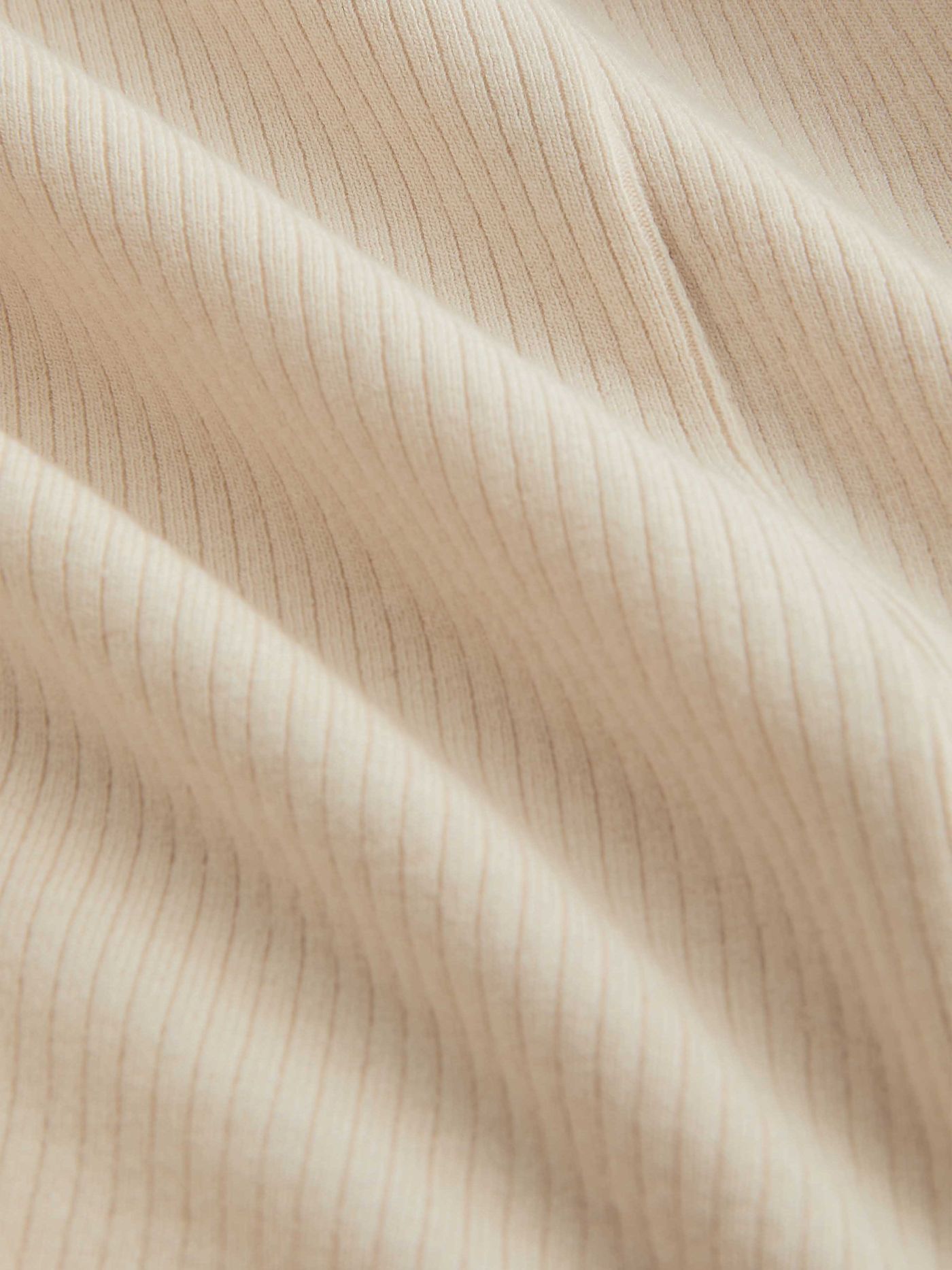 V-neck Solid Long Sleeve Tee