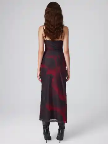 Mittellange Mesh-Kleid mit Rundhalsausschnitt und geschlitzten Saum