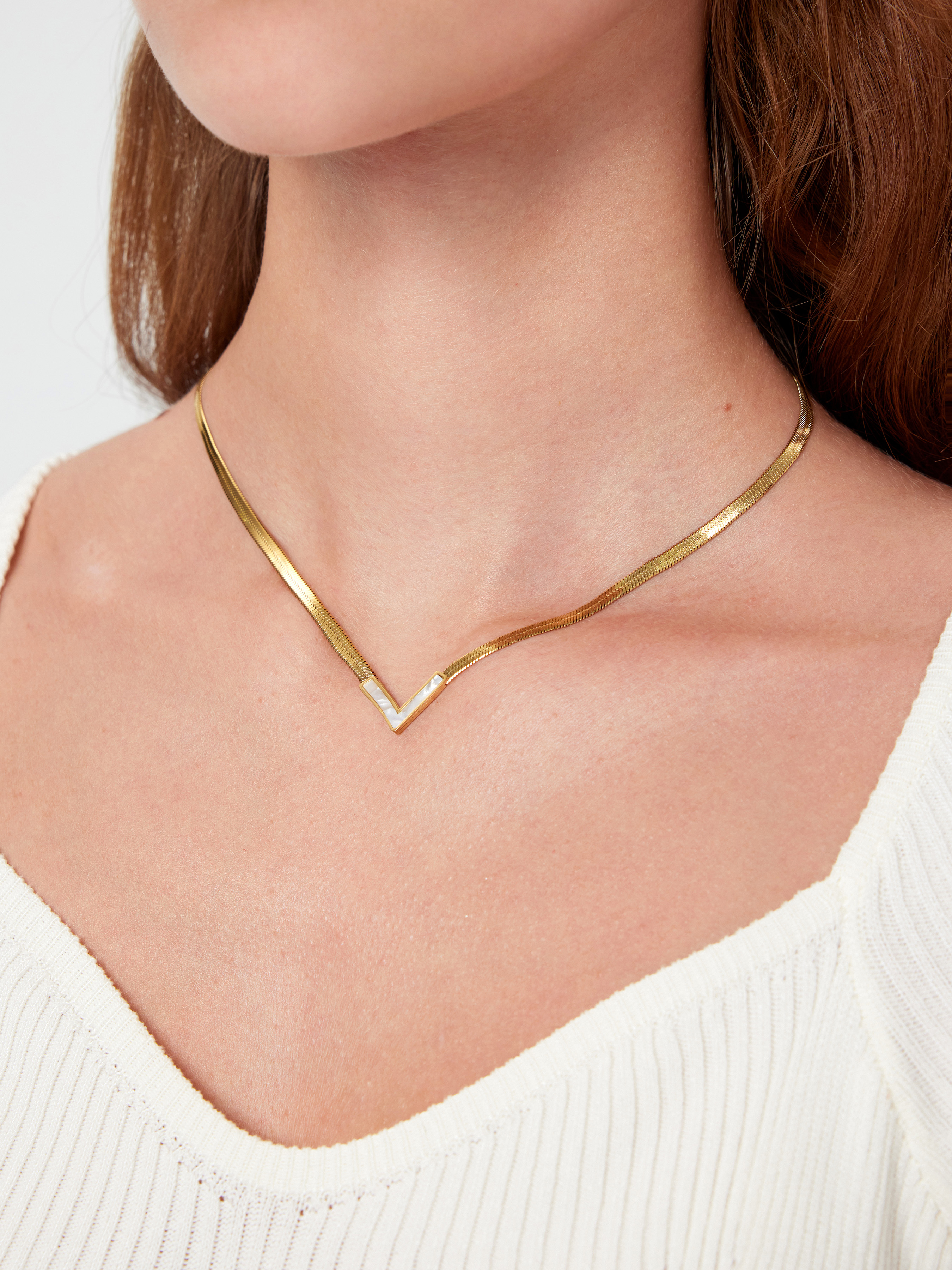 V shaped clearance choker necklace