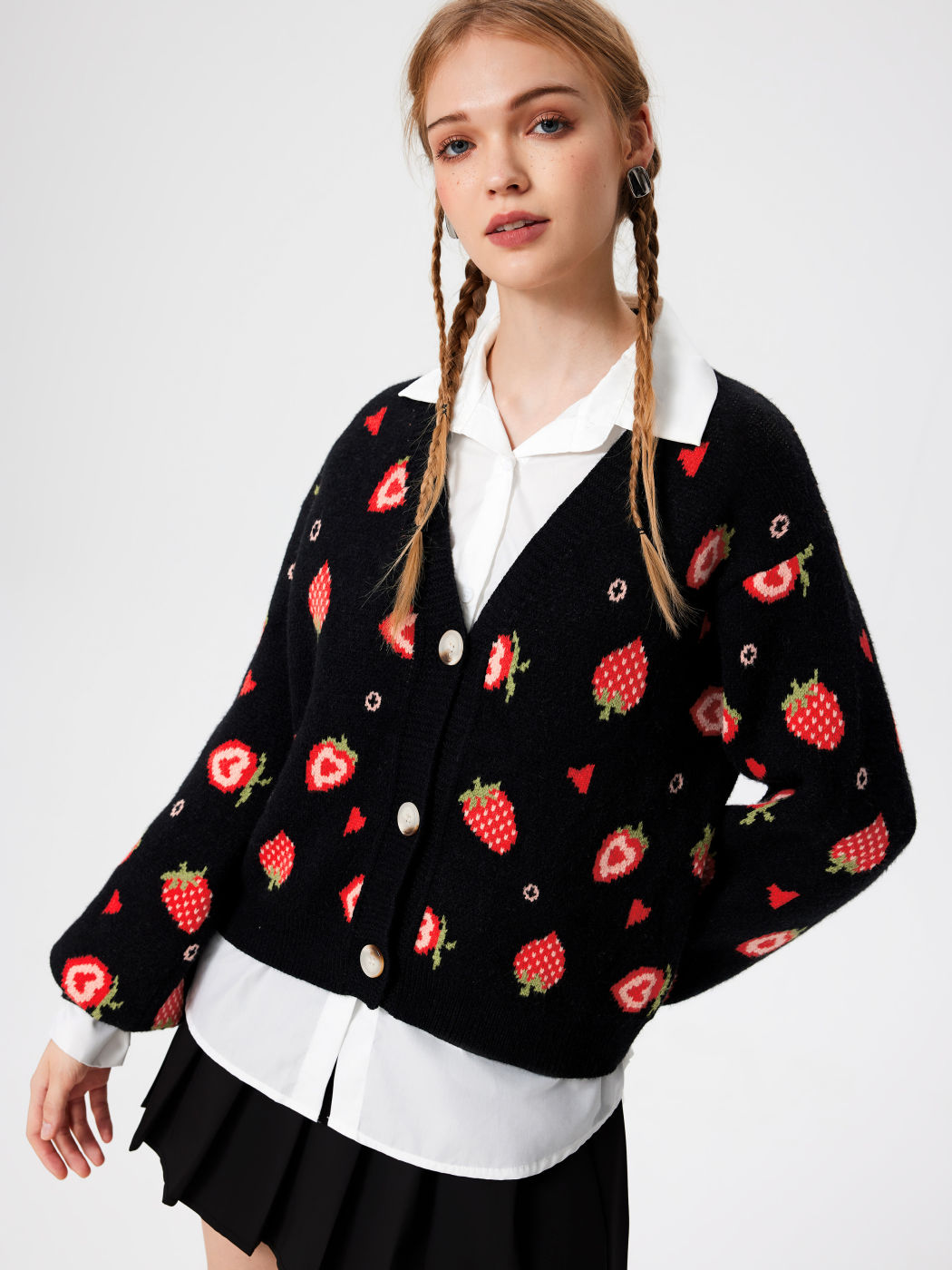V-neck Strawberry Button Cardigan
