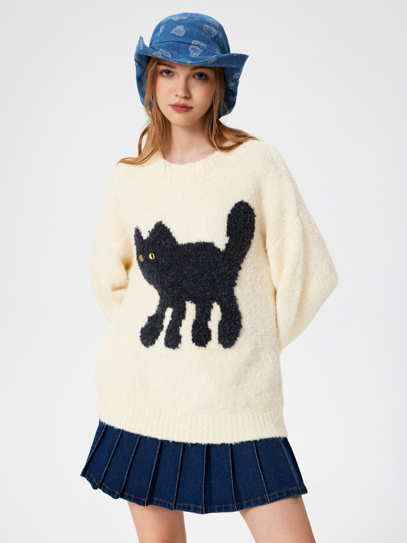 Wool-blend Round Neckline Cat Knitted Long Sleeve Sweater
