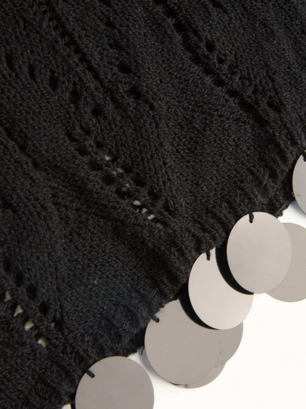 Top in paillettes con scollo a V e maglia a manica lunga