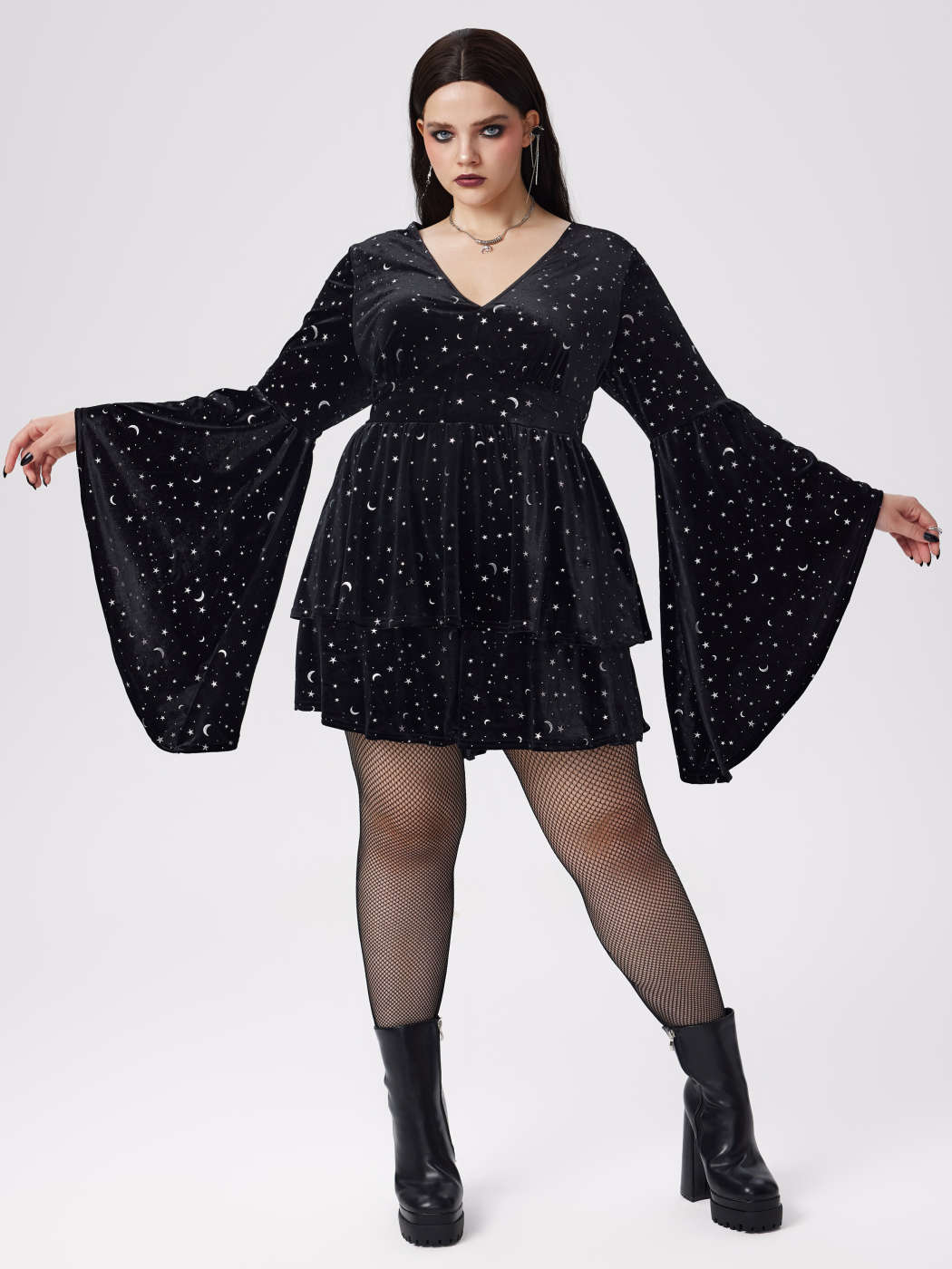 Velvet V-neck Star & Moon Pattern Bell Sleeve Romper Curve & Plus